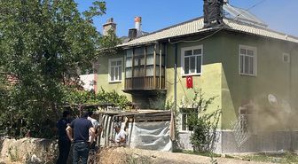 Konya'da yangın çıkan evde mahsur kalan 6 çocuk itfaiye ekipleri tarafından kurtarıldı