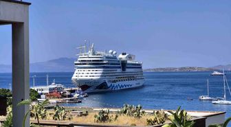 Bodrum'a 3 gemiyle 2 bin 761 turist geldi