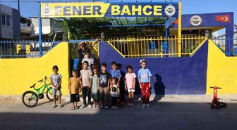 Depremde evi yıkıldı, yeni evini satın aldıktan sonra ilk işi Fenerbahçe aşkını yaşatmak oldu