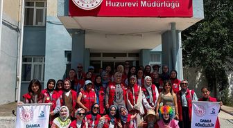 Edirne'de 'Damla Gönüllülük Hareketi' çalışmasına katılan gençler ziyaretler gerçekleştirdi