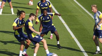 Fenerbahçe'den gece yarısı kadro değişikliği