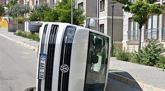 İki kamyonet çarpıştı: 6 yaralı