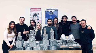 Öğrenciler, sürdürülebilir ve çevre dostu yeni nesil beton üretti