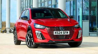 Peugeot 208'in benzinli versiyonları 2030'dan sonra da satışta kalacak