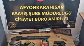Polis telefon dolandırıcılarının 3 milyonluk oyununu bozdu