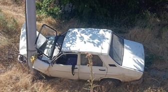 Uşak'ta şarampole düşen otomobildeki 4 kişi yaralandı
