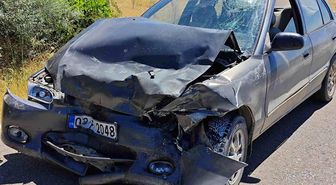 Yalvaç'ta otomobiller kafa kafaya çarpıştı: 1 yaralı