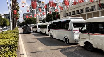 Adana'da dolmuşçulardan 'güzergah' eylemi