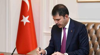 Bakan Kurum, Adıyaman'da depremden sonra inşa edilen köy evlerini paylaştı