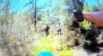 Çalıntı motosikleti su kanalına atıp kaçan şahıslar polisten kaçamadı