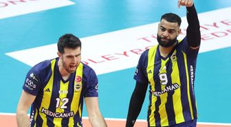 Fenerbahçeli iki yıldızın arasında kavga: Birbirlerine girdiler