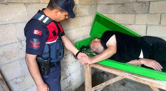 Kayıp vatandaş mezarlıkta tabutun içinde sağ bulundu