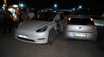 Kırıkkale'de iki otomobil çarpıştı: 4 yaralı