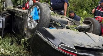 Giresun'da Otomobil Fındık Bahçesine Yuvarlandı: 2 Ölü, 3 Yaralı