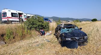 Amasya'da Otomobil Şarampole Devrildi: 5 Yaralı