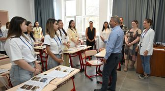 Anadolu Üniversitesi Rektörü, Kazakistanlı Öğrencilerle Türkçe ve Türk Kültürü Yaz Okulu'nda Buluştu