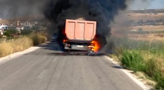 Ankara’da seyir halindeki tır alev aldı