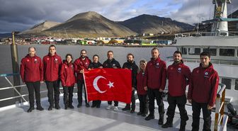 Bakan Kacır: 300'e yakın bilim insanı kutup seferlerine katıldı