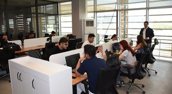 Geleceğin yazılımcıları mesleğe teknoparkta hazırlanıyor