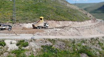 Iğdır'da köy yolunda güvenlik için genişletme çalışmaları