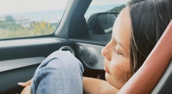 Los Angeles’tan Dünyaya: Elif’ten İlk Tekli “Hurt You”