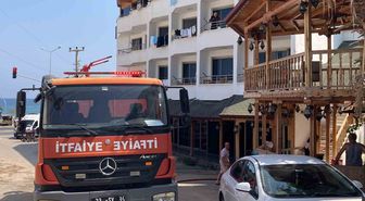 Mersin'de otel yangını: 3 kişi hastanede