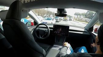 Tesla'nın Robotaksi Çıkışı Beklenenden Yavaş