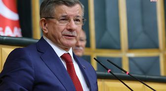 Davutoğlu'ndan Özgür Özel'e 'YENİ Parti' tebriği