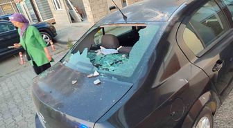 Giresun'da Balkondan Kopan Beton Parçası Otomobile Hasar Verdi
