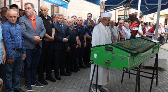 Artvinspor Başkanı'nın babası son yolculuğuna uğurlandı