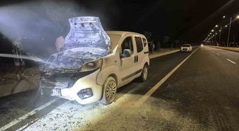 Batman'da araç yangınına vatandaş müdahalesi