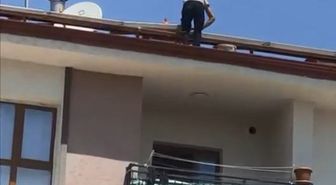 Çatıda önlemsiz çalışan işçi yürekleri ağza getirdi