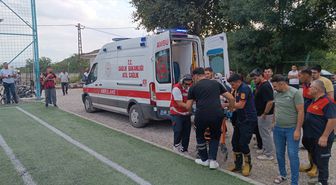 Çorum'da parmağı kapıya sıkışan çocuk helikopter ambulansla Ankara'ya gönderildi