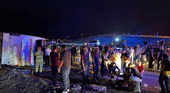 GÜNCELLEME - Kırıkkale'de devrilen yolcu otobüsündeki 29 kişi yaralandı