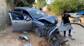 Kırıkhan'da asfalt çalışmasına çarpan otomobilin sürücüsü hayatını kaybetti
