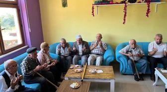 Sinop Huzurevi'nde Kur'an-ı Kerim ve İlahi Programı Düzenlendi