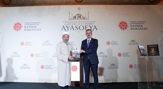 Duran: Ayasofya yeniden asli hüviyetine kavuştu