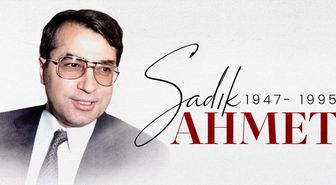 İletişim Başkanı Duran, Dr. Sadık Ahmet'i Andı