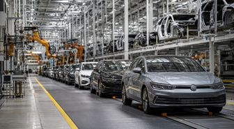 Volkswagen 2026 satış geliri tahminini daralmaya çevirdi