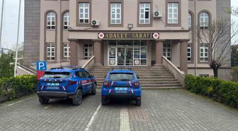 Bahçeye kenevir ekti, ihbarla yakalandı