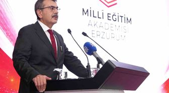 Bakan Tekin: 'Hayatın çok hızlı değiştiği bir dönemi yaşıyoruz'