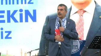 Bakan Tekin: Topluma çimento vazifesi gören sivil toplum örgütlerimiz var
