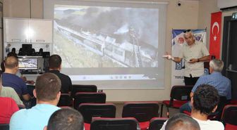 Bandırma’da yükümlülere basın özgürlüğü ve gazetecilik anlatıldı