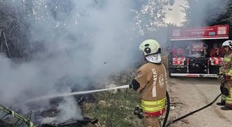 Defne’de sazlık alan yangını büyümeden söndürüldü