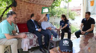 Eskişehir İl Emniyet Müdürü Yılmaz’dan şehit babasına anlamlı ziyaret