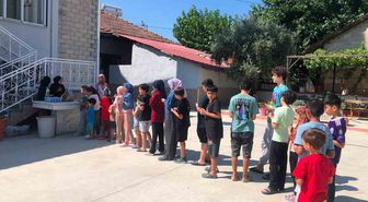 Hayırseverler Kur’an kursu öğrencilerini yalnız bırakmıyor