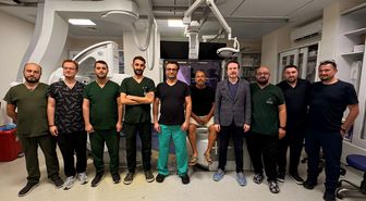 Kalbindeki tıkalı ana damarı ameliyatsız yöntemle açılan hasta sağlığına kavuştu