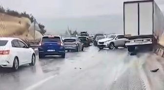Kastamonu’da zincirleme trafik kazası kamerada