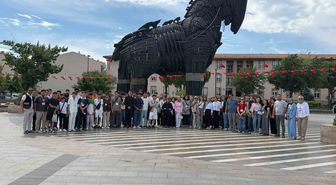 Ağrılı öğrenciler Çanakkale ve Ankara'da tarih yolculuğunda