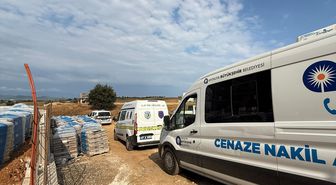 Antalya'da inşaatta başına beton blok parçası düşen işçi hayatını kaybetti